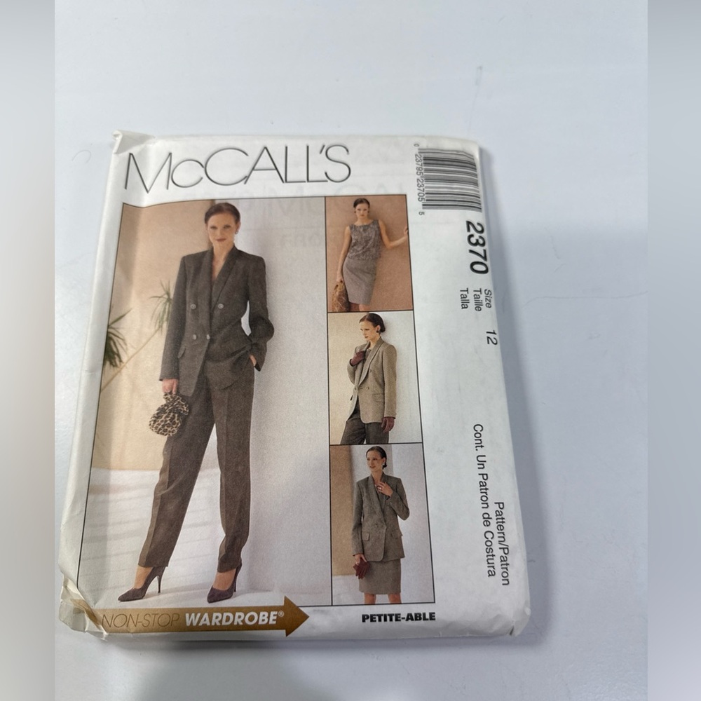 McCall's 2370 Size 12 Misses' Sewing Pattern Suit Petiteable‎ Vintage Uncut